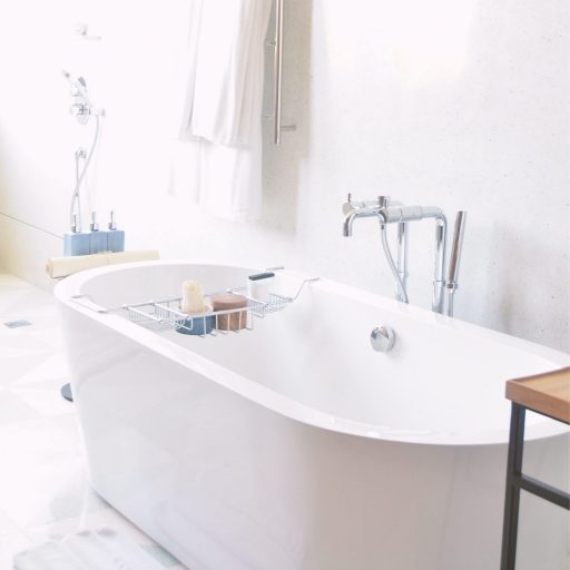 Wayne Bathtub Reglazing